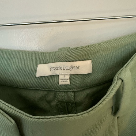 Favorite Daughter The Favorite Short in Basil - Picture 8 of 10